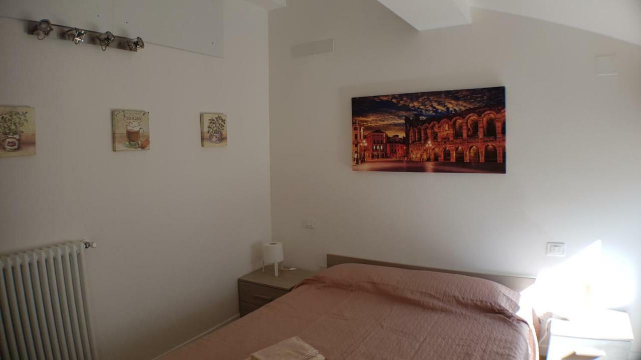 La Casetta Di S.Lucia Villa Verona Buitenkant foto
